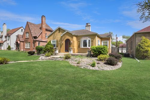 1134 Myrtle Ave, Kankakee, IL, 60901-5460 | Card Image