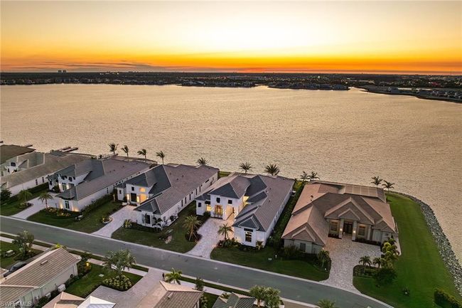 11371 Canal Grande Dr, House other with 4 bedrooms, 4 bathrooms and null parking in Fort Myers FL | Image 19