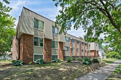 3520 12th Avenue S, Minneapolis, MN, 55407 | Card Image