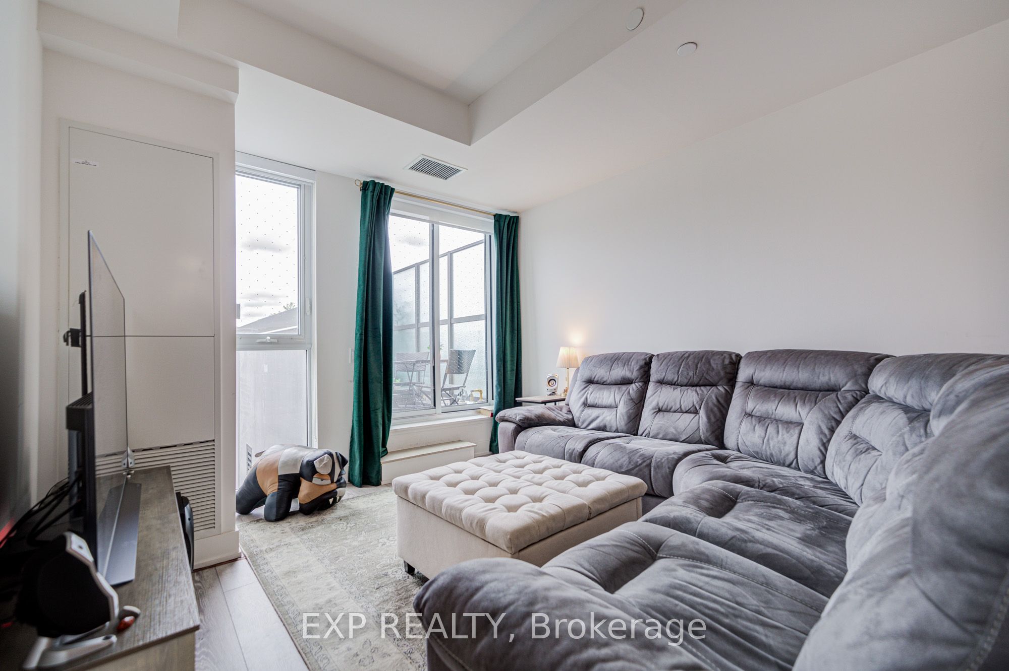 Residential in Toronto E01 4