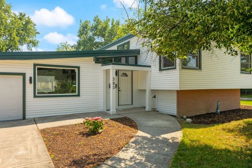 383 N Lincoln Ave, Villa Park, IL, 60181-1902 | Card Image