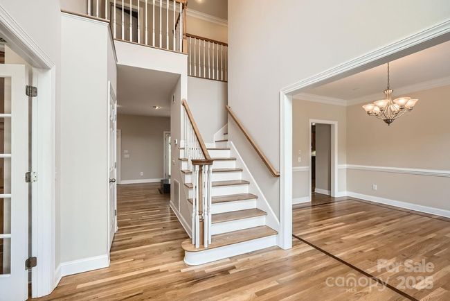 Two story Foyer | Image 5
