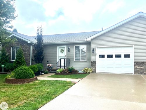 220 Huron Ln, Marine City, MI, 48039-1434 | Card Image