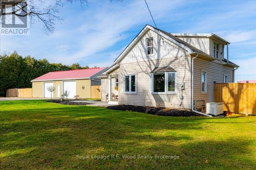 303 Concession 2 Road, Norfolk (Townsend), ON, N0E1R0 | Card Image