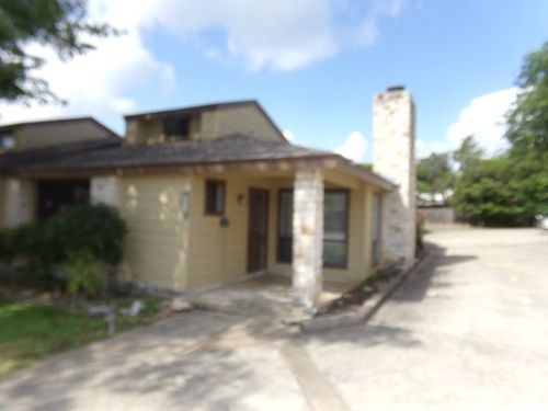 b-295 Mooring Cir, Lakeway, TX, 78734-4033 | Card Image