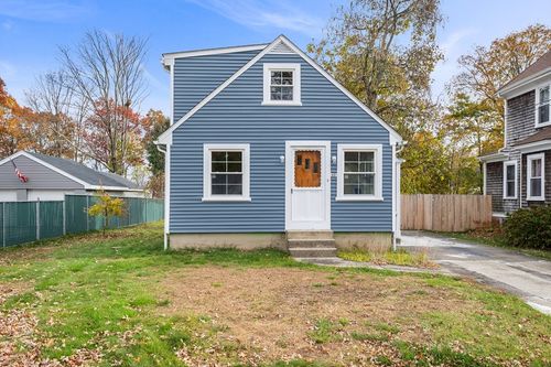 63 Hope St, Attleboro, MA, 02703-1821 | Card Image