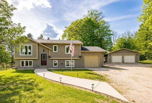 18227 Us Highway 169, Grand Rapids, MN, 55744 | Card Image