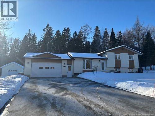 505 Dale Ave, North Tetagouche, NB, E2A4Y9 | Card Image