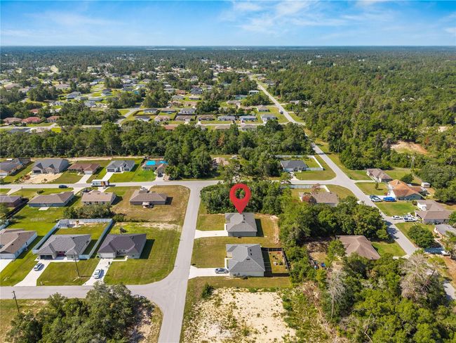 15212 Sw 27 Th Ct, House other with 4 bedrooms, 2 bathrooms and null parking in Ocala FL | Image 5