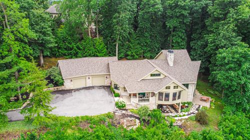 54 Braemar Dr, Valparaiso, IN, 46385 | Card Image