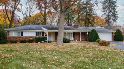 1465 Sodon Lake Drive, Home with 3 bedrooms, 2 bathrooms and null parking in Bloomfield Twp MI | Image 3