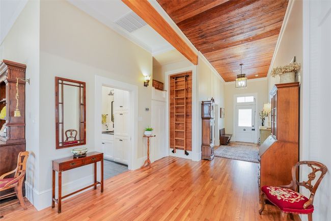 Entry way with repurposed Pine on ceiling from the Home | Image 29