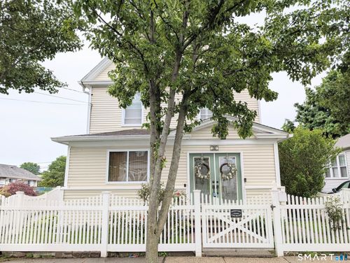 56 Higgins Ave, Bridgeport, CT, 06606-3716 | Card Image