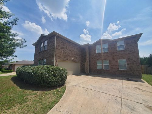 2512 Comstock Ln, Mesquite, TX, 75181-2680 | Card Image