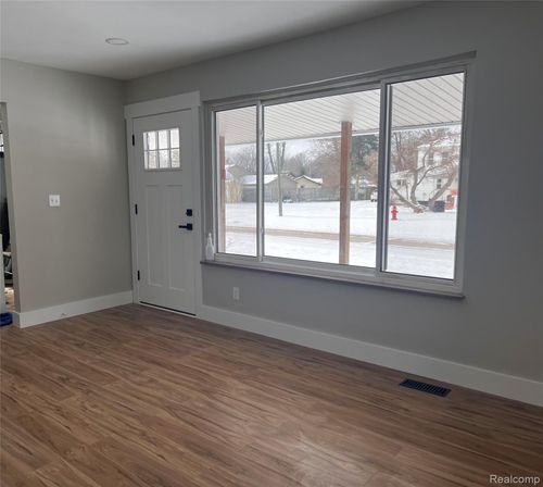 1020 Granger Street, Fenton, MI, 48430 | Card Image