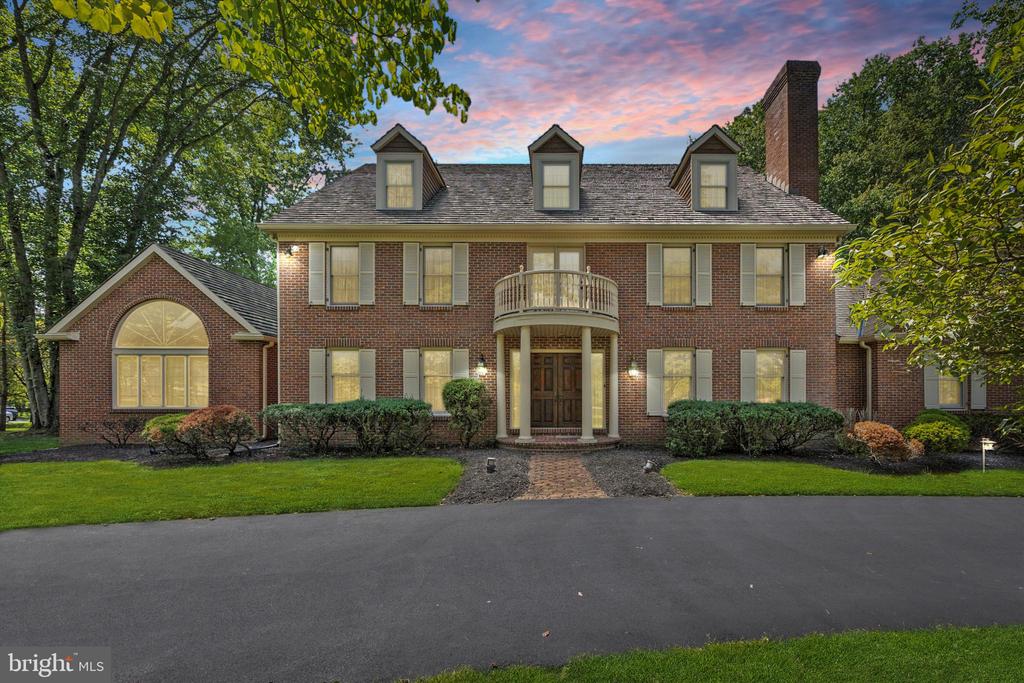 Lakeshore Dr, Newtown Square, PA 19073