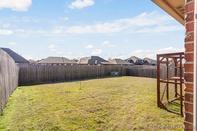 20804 E 32 Nd Pl S, House other with 3 bedrooms, 2 bathrooms and null parking in Broken Arrow OK | Image 28