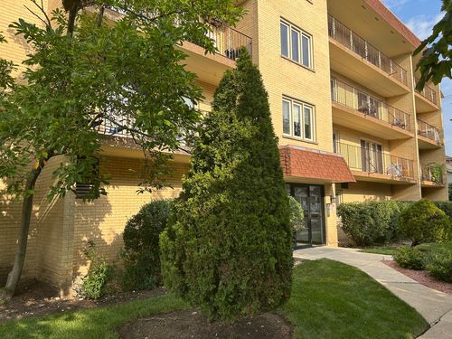 apt-405-6300 W Montrose Ave, Chicago, IL, 60634-5403 | Card Image