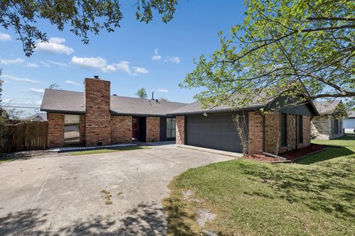 709 Bowie St, Forney, TX, 75126-9743 | Card Image