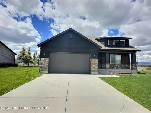 2929 Iron Wood Dr, Driggs, ID, 83422-1225 | Card Image