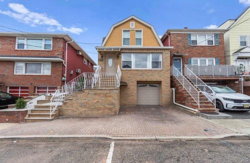 2-9126 Newkirk Ave, North Bergen, NJ, 07047-4450 | Card Image