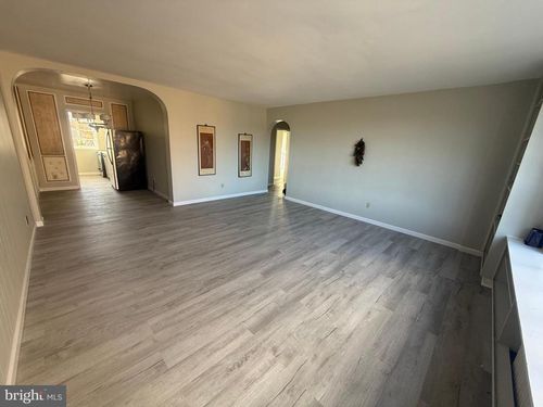 apt-204-4002 E St Se, WASHINGTON, DC, 20019-4190 | Card Image