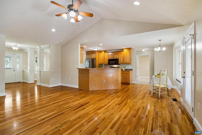 3678 Old Greenville Rd, House other with 3 bedrooms, 3 bathrooms and null parking in STAUNTON VA | Image 9