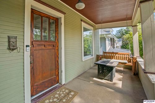 3716 Hawthorne Ave, Omaha, NE, 68131-1362 | Card Image