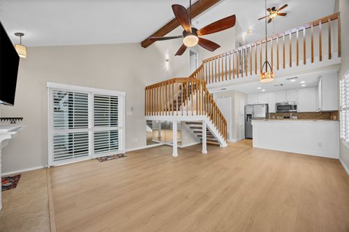 68-1748 Ohlen Rd, Austin, TX, 78757-7864 | Card Image