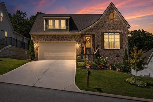 7061 Mercedes Ln, Ooltewah, TN, 37363-5594 | Card Image