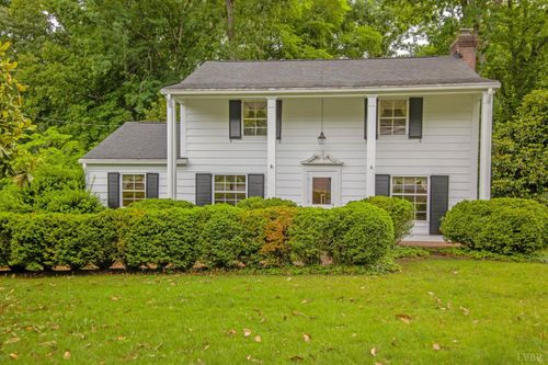 2935 Ravenwood Dr, Lynchburg, VA, 24503-3325 | Card Image