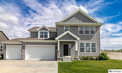 10348 White Pine Rd, Lincoln, NE, 68527-3732 | Card Image