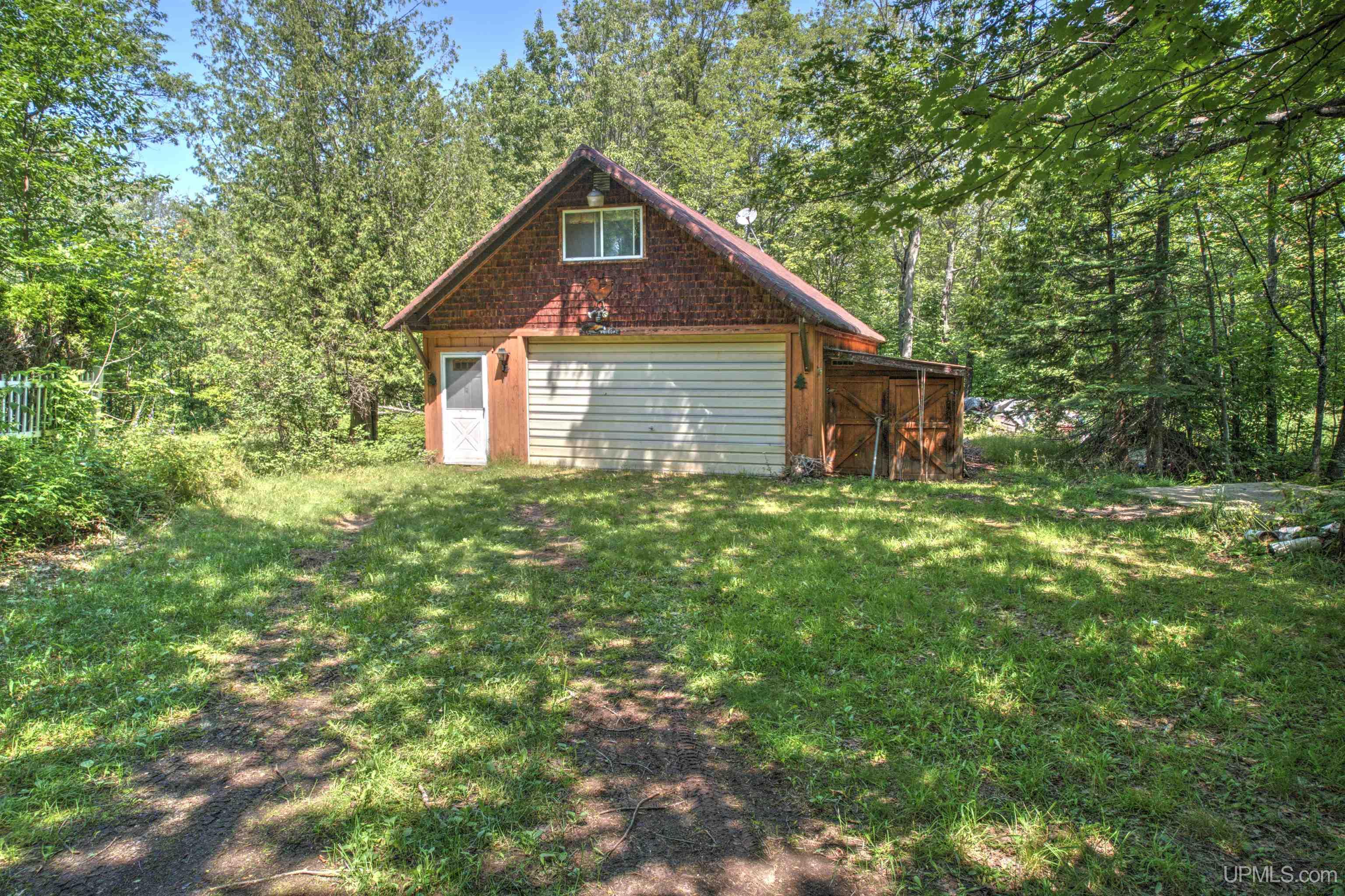 Tikkanen Rd, Calumet, MI 49913