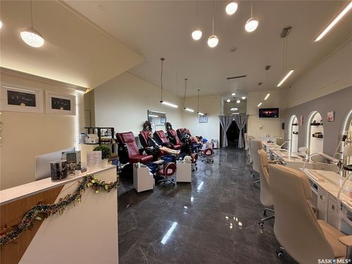 155 2nd Ave S, Saskatoon, SK, S7K1K6 | Card Image