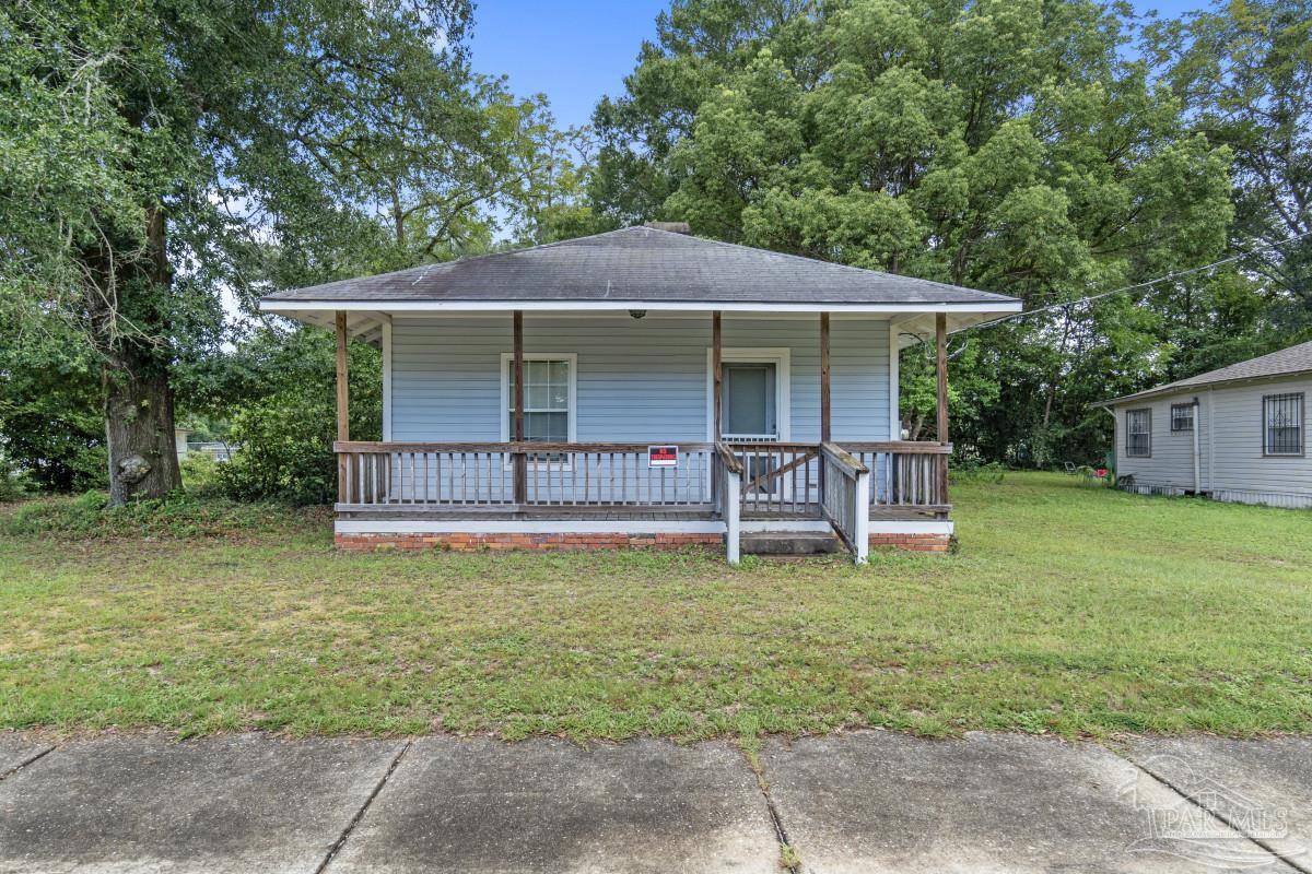 Dr Martin Luther King Jr Dr, Milton, FL 32570
