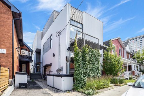 125 Carruthers Ave, Ottawa, ON, K1Y1N4 | Card Image