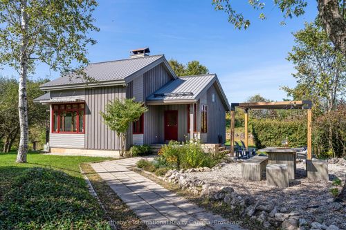 {{alt}} | Card Image