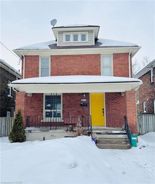 4935 Willmott St, Niagara Falls, ON, L2E1Z6 | Card Image