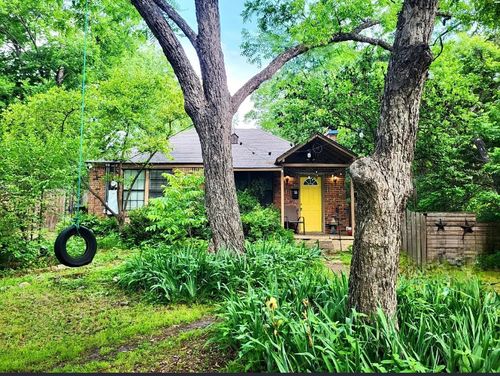 8619 Groveland Dr, Dallas, TX, 75218-4211 | Card Image