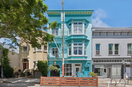 3320 22nd St, San Francisco, CA, 94110-3068 | Card Image