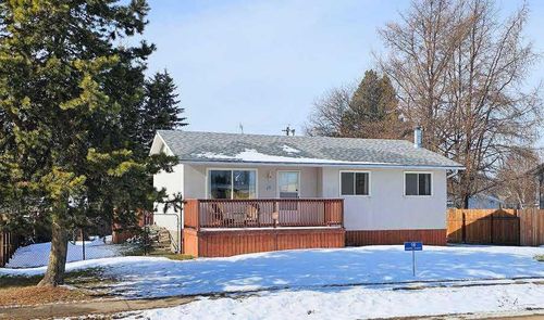 18 Centre Street, Kinuso, AB, T0G1K0 | Card Image