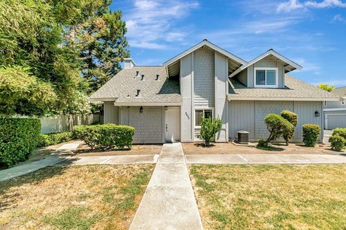 5690 Saxony Ct, San Jose, CA, 95123-3033 | Card Image