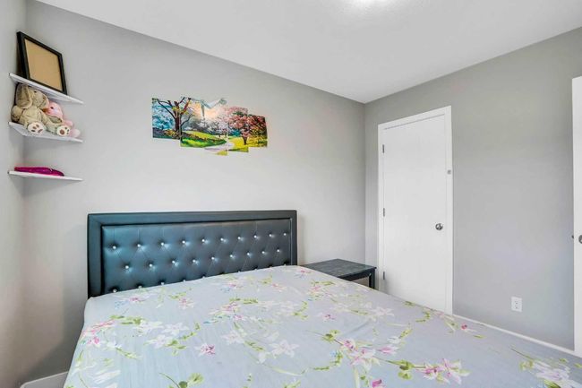 1240 Kings Heights Rd Se, House other with 4 bedrooms, 5 bathrooms and 4 parking in Airdrie AB | Image 5