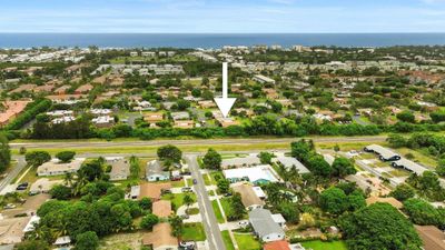 506 Se 27th Ln, Home with 3 bedrooms, 2 bathrooms and null parking in Boynton Beach FL | Image 3