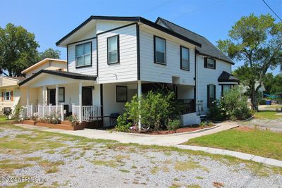 ABC - 402 S 11 Th Street, Home with 6 bedrooms, 3 bathrooms and null parking in Fernandina Beach FL | Image 2