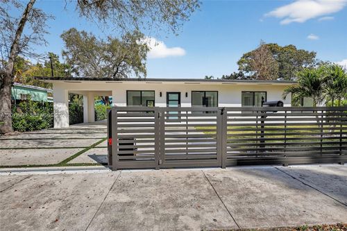 53 Nw 68th St, Miami, FL, 33150-4013 | Card Image