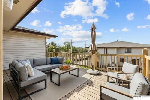 12611 Weir St, Omaha, NE, 68137-1925 | Card Image