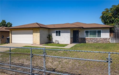 7870 Williams Rd, Fontana, CA, 92336-2856 | Card Image