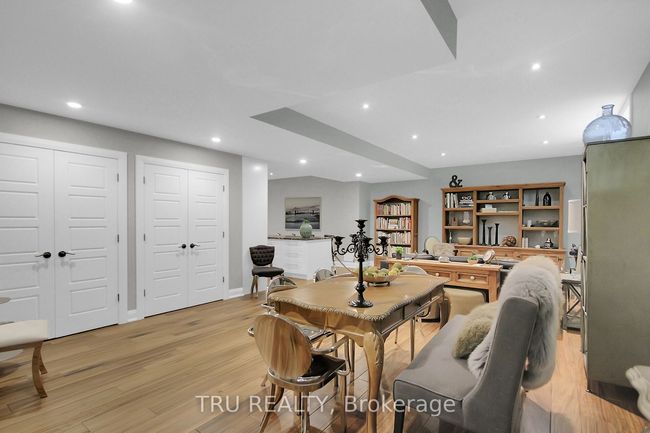 7909 Parkway Rd, House other with 5 bedrooms, 4 bathrooms and 20 parking in Metcalfe ON | Image 32