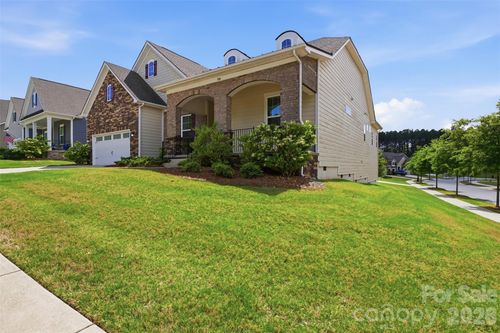 900 Raffaelo Vw, Mount Holly, NC, 28120-9368 | Card Image